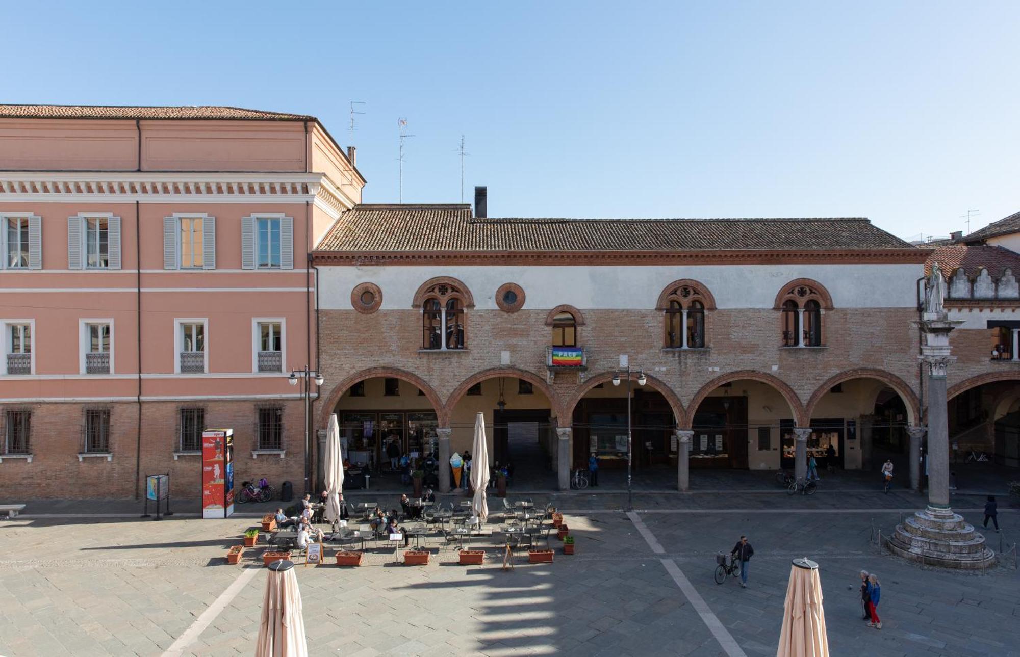 Apartment In Piazza 'apartments & Relax' *